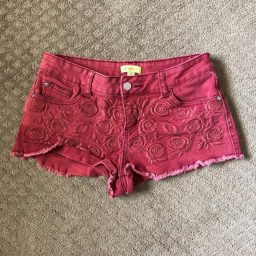 Avocado Jean Shorts Embroidered Roses - size 8
